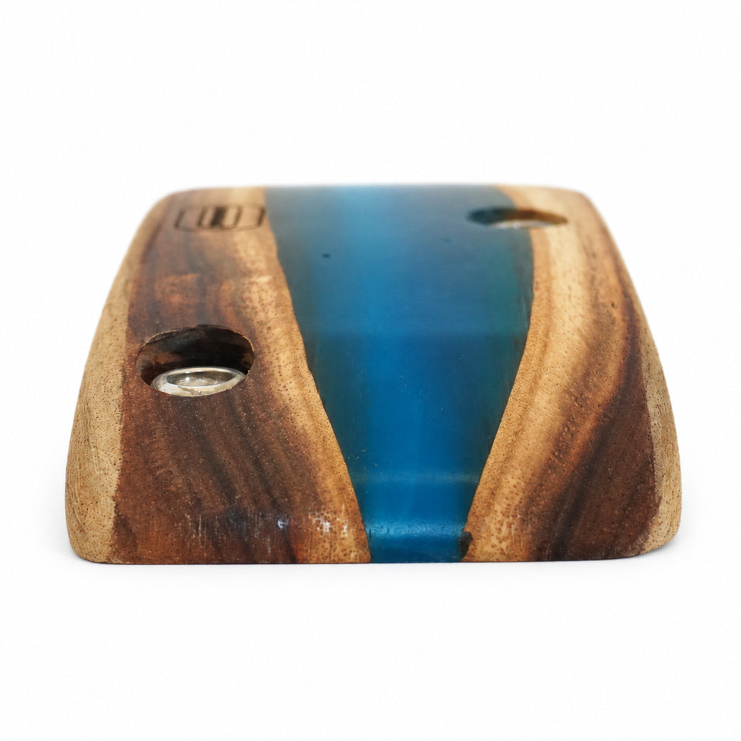 Blue Resin Blackwood Pinch